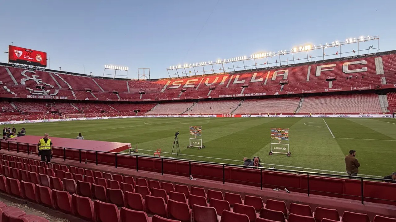 Vola a Siviglia per il derby con LIGA ITALIA